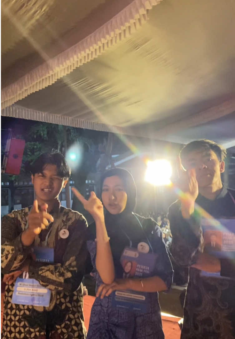Hai Vidyataraa…👋🏻🤗 Malam kedua PBAK  Fakultas Tarbiyah dan Ilmu Keguruan bersinar membuat kilau vidyatara semakin menyalaa🔥                         Mari tumbuh dan nyalakan mimpimu bersama Vidyatara✨ #vidyatara #pbakftik2025 #pbak #pbakuinsatu2025 #maba #fyppppppppppppppppppppppp #fyp 