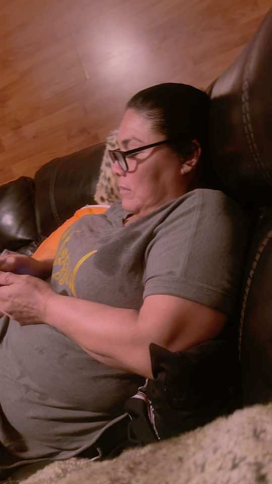 not my mom out here catfishing 😂😭