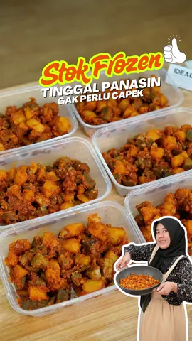 STOK FROZEN SAMBAL GORENG KENTANG ATI – BIKIN SEKALI UNTUK SEMINGGU! Assalamualaikum Teman Tehyun! 🌶️ Hari ini Teteh mau ajak kalian masak salah satu lauk legendaris yang gak pernah gagal bikin nasi cepet habis: Sambal Goreng Kentang Ati! Bayangin ya… kentang goreng yang garing di luar, empuk di dalam, dicampur ati sapi yang gurih dan empuk, terus diselimuti bumbu balado yang pedes manis nendang banget! 😍 Dan yang paling penting: lauk ini bisa banget dijadiin stok frozen buat seminggu lho! Jadi kalau lagi buru-buru, tinggal panasin aja. 💯 📌 Bahan-Bahan: Bahan utama: 1 kg kentang (kupas, potong dadu kecil) 500 gr hati sapi → Lumuri jeruk nipis + taburkan garam, diamkan 15 menit, lalu bilas bersih Bumbu halus: 16 siung bawang merah 2 buah tomat 100 ml minyak (untuk mempermudah blender) Bumbu balado: 2 sachet Bumbu Balado Desaku 500 ml air Rebusan Hati Sapi: Air mendidih 2 lembar daun salam 3 lembar daun jeruk 2 batang sereh, digeprek 1 ruas jahe 1 sdm garam ❄️ Cara Simpan Frozen: Dinginkan hingga suhu ruang. Masukkan ke dalam wadah kedap udara atau plastik ziplock. Simpan di freezer, tahan hingga 2–3 minggu. Teteh pakai alat-alat dari @idealifeonline_ biar prosesnya cepat, rapi, dan hasilnya maksimal 😍 🔪 Cleaver Knife 6.5” IL-162 Forged Motong kentang dan ati domba/sapi jadi lebih mudah pakai pisau tajam ini. Kuat, nyaman digenggam, dan cocok buat potongan tebal yang butuh presisi 💪 🔲 3in1 Multi-Function Chopping Board IL-160J Talenan multifungsi ini Teteh pakai buat potong dan tiriskan kentang sekaligus. Ada tray dan saringan jadi gak perlu gonta-ganti wadah—praktis dan higienis! ⚙️ Electric Chopper 2.0L IL-216J Teteh halusin bumbu balado pakai chopper listrik ini. Cabai, bawang, tomat langsung halus sempurna tanpa pegal, dan kapasitasnya cukup buat bumbu stok! #SambalGorengKentangAti #StokFrozen #IdeLauk #MasakanRumahan #AsahidTehyung 