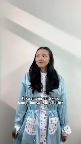 Jadi lebih lucu jas hujan drpd aku nih???😇😭😭😭 #fyp #jashujanmurah #jashujan #viral #jashujandewasa 