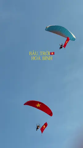 Full màn dù lượn hôm nay tại trung tâm triển lãm quốc gia ạ,mắt chữ a mồm chữ o ạ,quá đẹp,quá mê #trungtamtrienlamquocgia #trungtamtrienlamvietnam❤️  #mung2thang9 #80namquockhanh #vucosy 