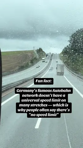 No speed limit in Germany???? 💀#germanyspeeding #germany🇩🇪 #speedlimitingermanydoesexist 