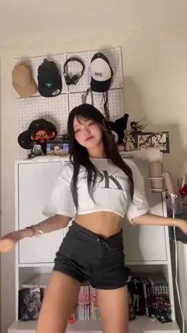 みおちサブスク プロフにサブスク全部載ってるよ #サブスク #美人 #バズりたい #tiktok #fyp 