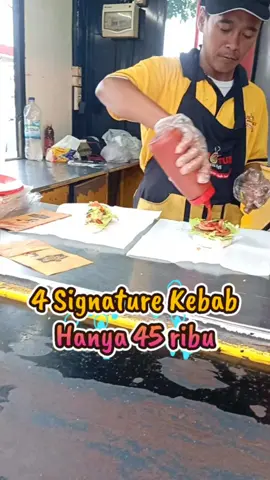 promo menarik ada di tag lokasi, klik saja lalu beli lewat tiktok langsung. Cara pembelian mudah. 1. Klik tag lokasi 2. Pilih menu yang sesuai  3. Lakukan pembayaran  4. Tukar voucher di kasir Ayo buruan cobain, jangan lupa belinya lewat tag lokasi saya ya mumpung masih ada Promo nya  Terimakasih  #jelajahbegahmula #promomakangajian #bangilhits #promotiktok #promokebabbabarafi 