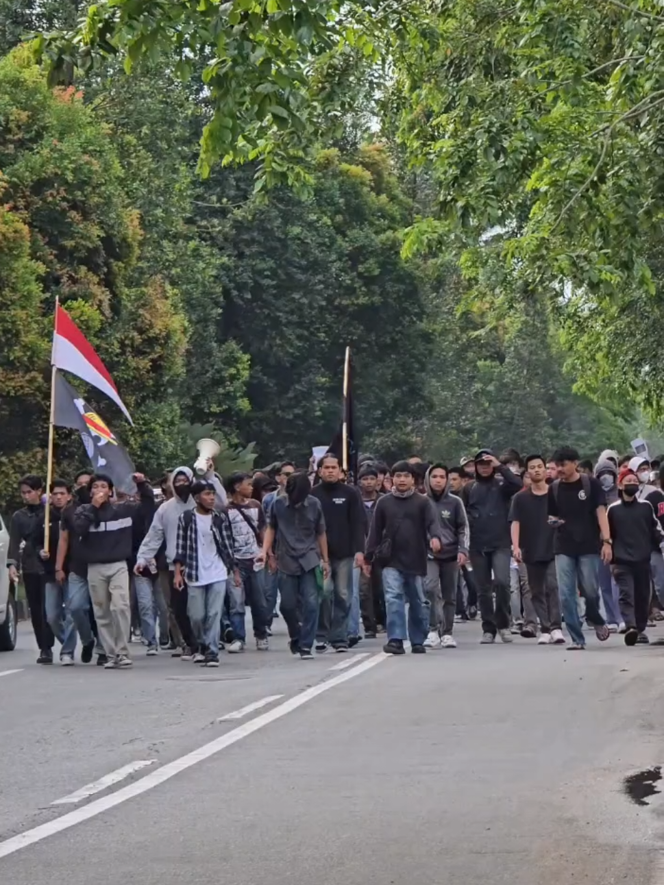 Aksi Demo Jilid 2 Bersama Mahasiswa dan Masyarakat  tgl 28 Agustus 2025 Kota Pontianak Kalimantan Barat Kita tuntaskan menang sampai palu berketuk💪🏻🔥 #demo #dprd #pontianakinformasi #keadilan #DPR 