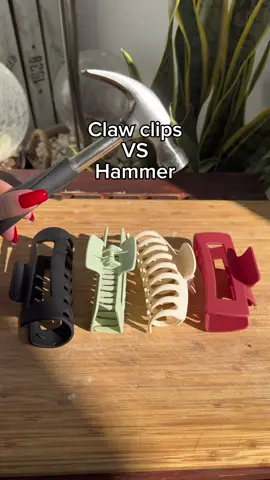 we’re built different 🤭✨ #clawclip #hairclip #SmallBusiness #femalefounder #fyp