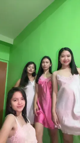 @ella @Daniella Mae @dottieepop 