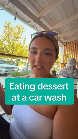 While we are getting our car washed in Albania, we are eating dessert #erakolli #albania #mom #mukbang #tiktok 