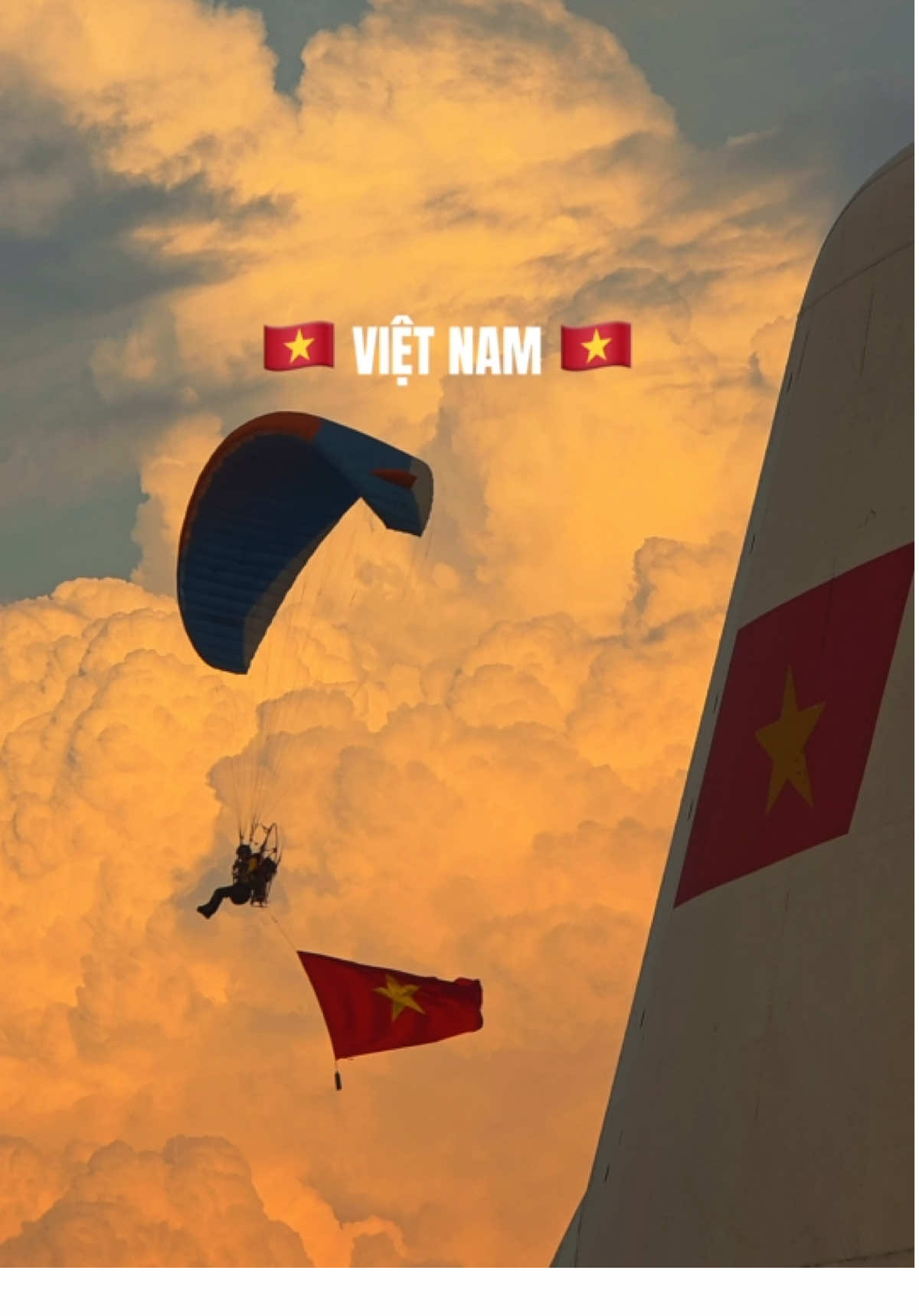 Những ngày tháng mà đi đâu cũng thấy tinh thần, ý chí Dân tộc thực sự mãnh liệt. #vietnam #quockhanh #a80 #hanoi #tuynhadi 