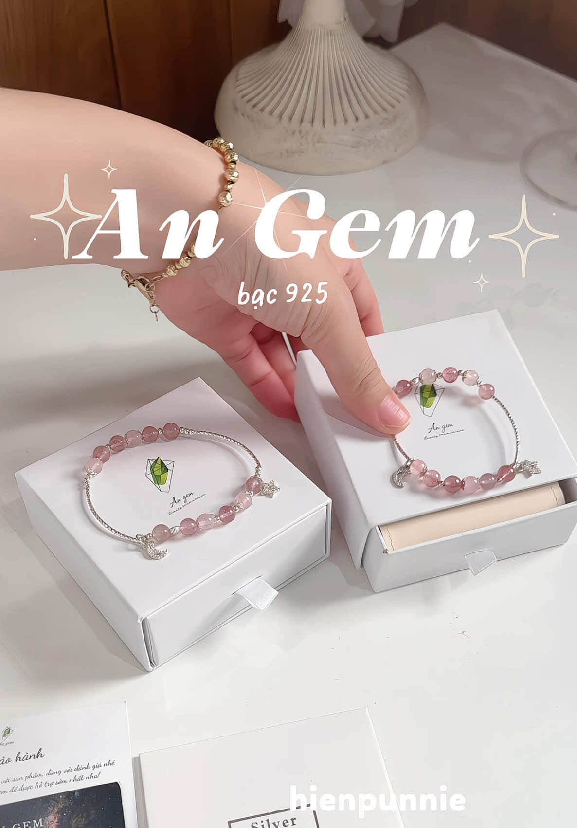 xinh đẹp tuyệt vời #angem #vongtayphongthuy #nangluong #vongtaydatunhien #lactaynu 