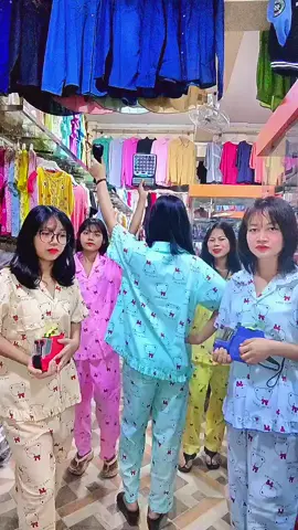 #Bkk ချည်သား၀မ်းဆက်နဲ့ကဲချင် 89 လာခဲ့နော်🥰#အရောင်စုံတုန်းလေးအမြန်မှာထားနော်🥰#မြင်ပါများပြီးချစ်ခင်ပေးကြပါဦးနော်😍🥰🤗 #Titok Myanmar 2025🤗
