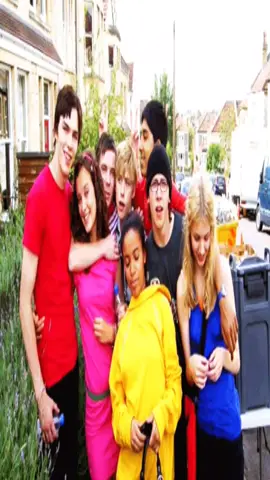 British teenagers  #skins #skinsuk #skinsgen1 