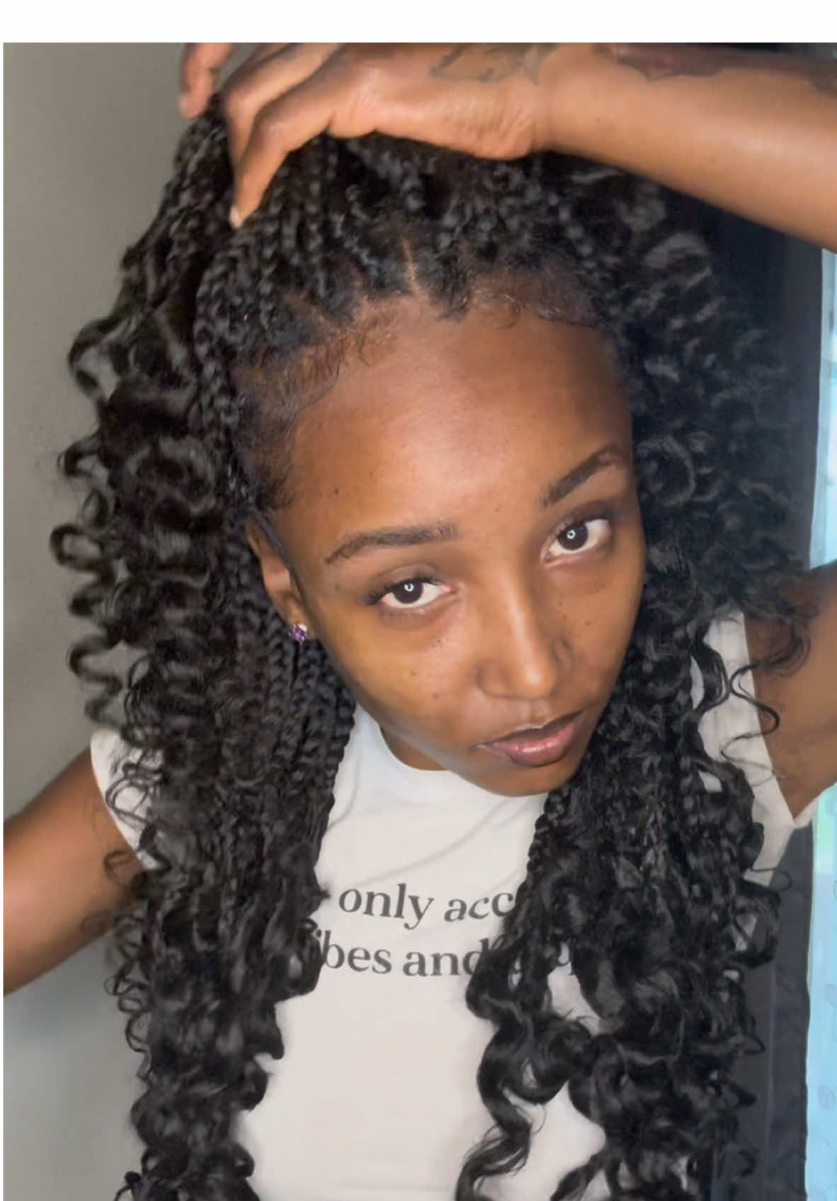 The Introduction: “I can’t make ts up” pt1. #part1 #storytime I’m ready to talk fck it  #hair #byme #fyp #braider #curlsforthegirls #tea 🤏🏽 #clevelandgirl 
