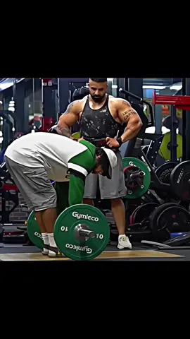 Anatoly prank with 😁💪 Bodybuilders #safe #gymprank #anatolyprank #gym #anatoly 