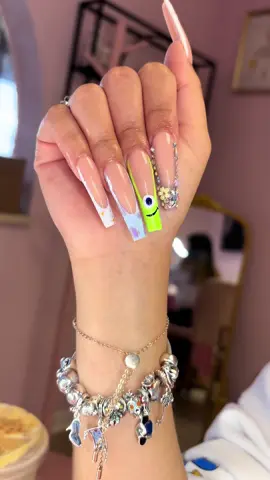 IG ITSSLILYYNAILS 🫶🏼 #foryounails #disneynails #disney #denvernailtech #coloradonailtech 