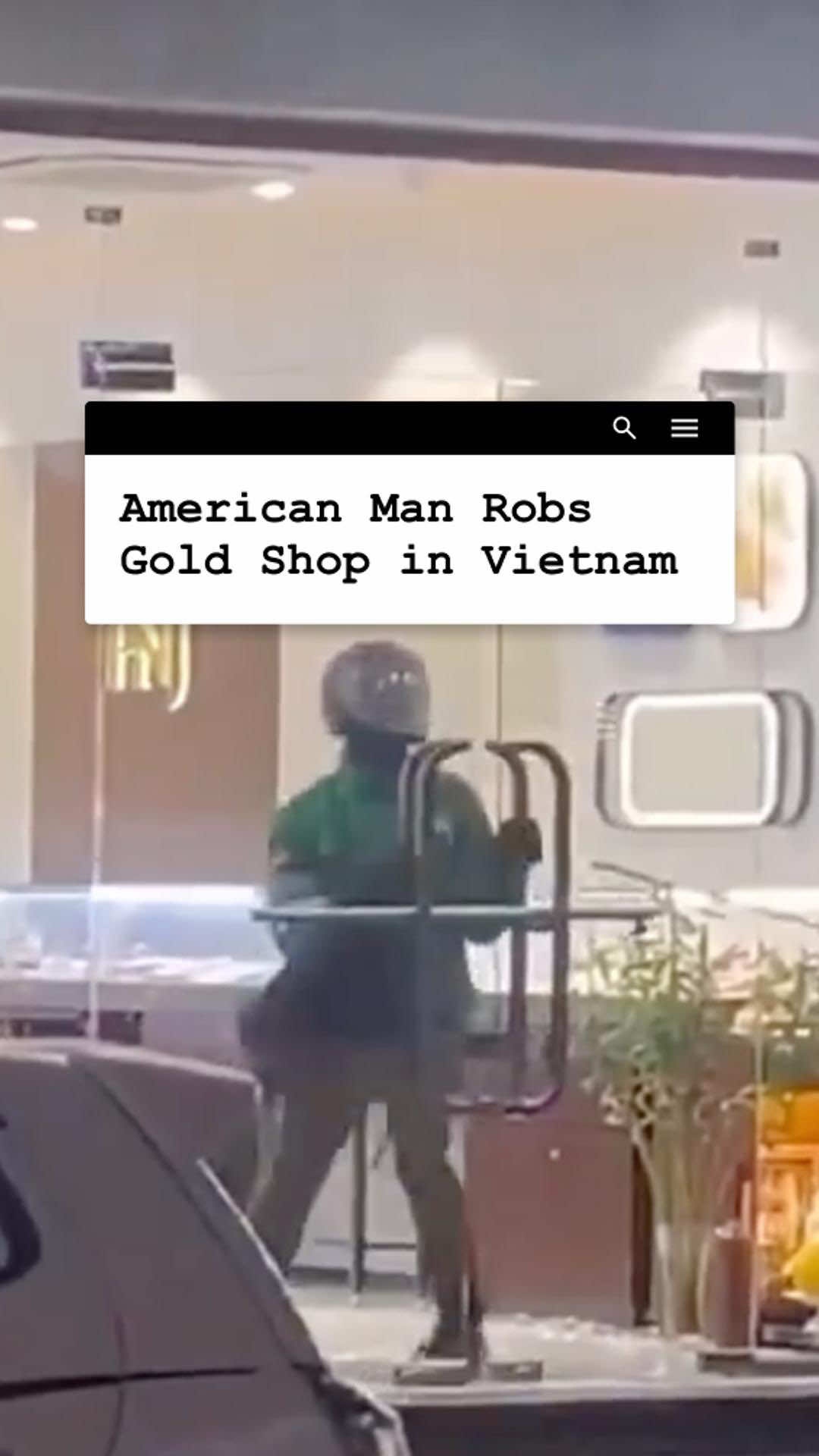 An American man robs a gold shop in Da Nang, Vietnam! 🇻🇳 #Digitalnomad #Vietnam #DaNang