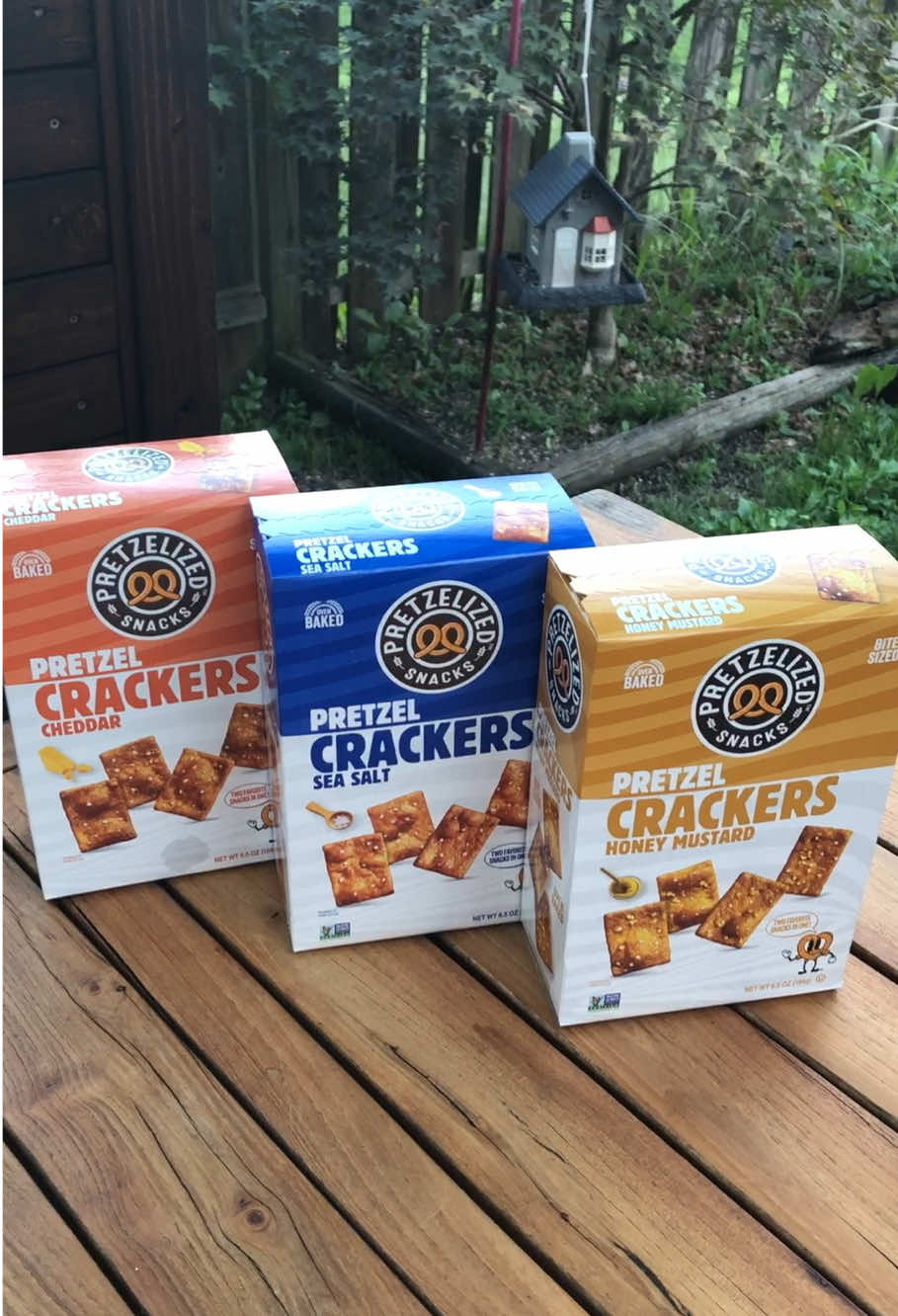 #gifted PRETZELIZED Snacks Pretzel Crackers! 🥨 PRETZELIZED Snacks combines pretzels with other classic snacks to create a delicious two-in-one snack.  Their Pretzel Crackers bring together the salty, golden shell of a pretzel on the outside with a bite-sized snacking cracker on the inside. There’s three varieties to choose from: Sea Salt, Cheddar and Honey Mustard.  These are the perfect #lunchboxlevelup for back to school lunches! Stay tuned for a review of each of the varieties!   Thanks to @pretzelized for sending these to us!   #snacks #asmr #Foodie 