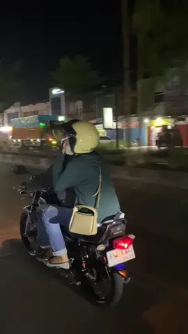 semoga kita bisa motoran sampe tua ya@paul 🫂🥰💙#rxking #couplegoals #night 