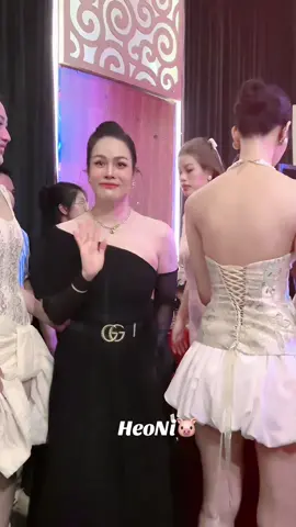 mai Anh tuyển tú🥲 kệ mình nhắm mắt yêu Anh luôn🥰#nhatkimanh #thibinh #team_nka #meosatthu #linglingkwong 