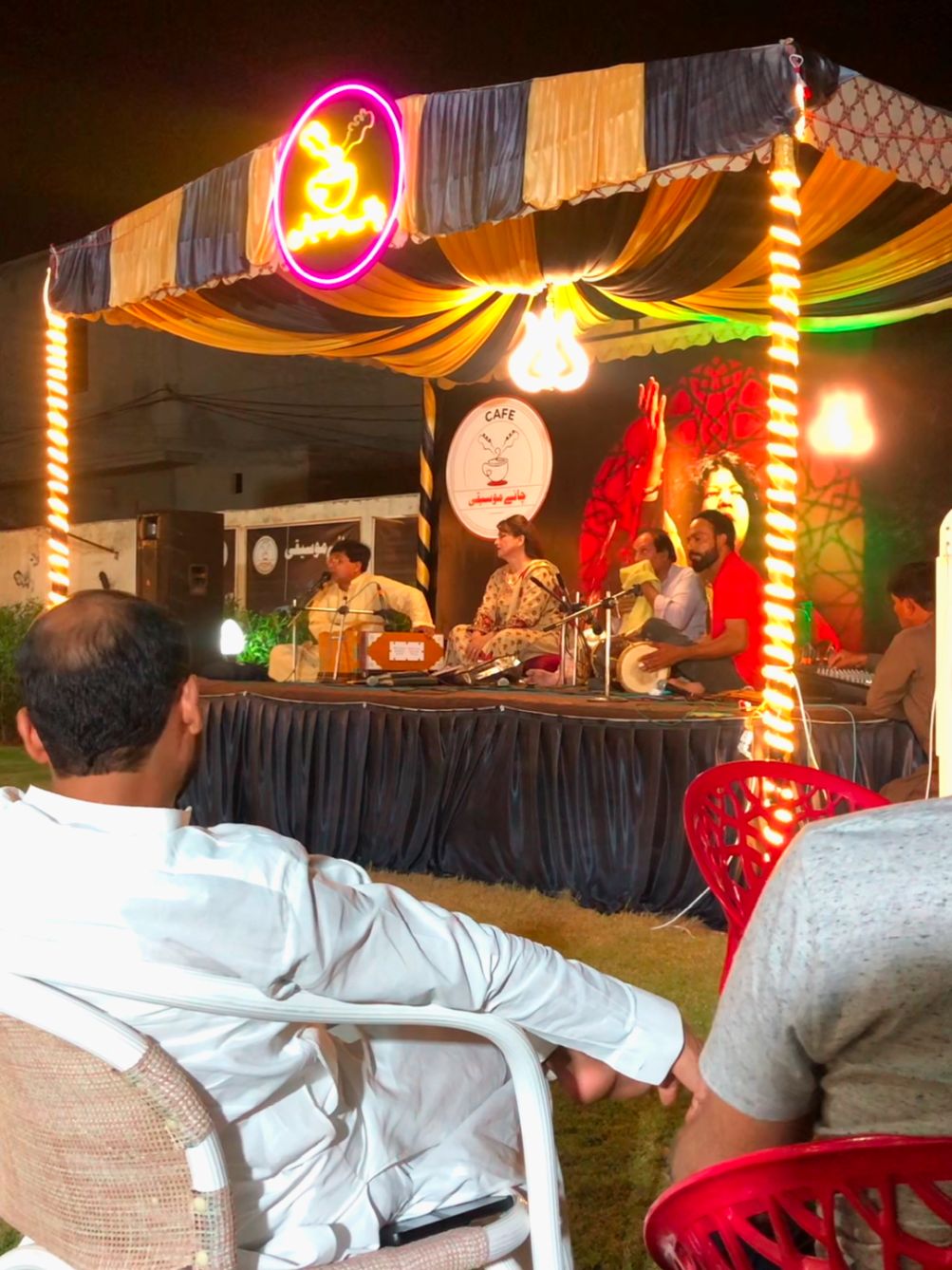 Live Qawali | Chai Mosiqi | 📍 Northern Bypass MPS Road Opposite Jamshaid Arcade Multan  #cafechaimosiqi #qawalinight #liveqawalinight #fpryoupage #trending 