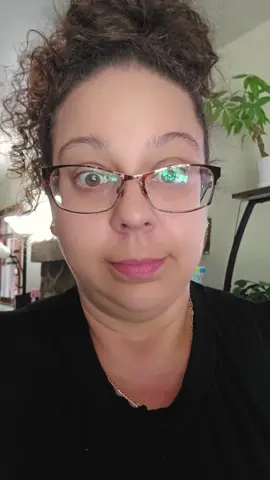 They want us all to make money!! You dont need tons of followers! just make the content and post it! #KNAkreations #LIVEIncentiveProgram #LIVEwithlowfollowers #PaidPartnership #tiktokaffiliate 
