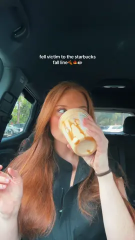 LIFE CHANGED Here’s what i got: Grande iced chai latte  Two pumps of vanilla syrup  One pump of pecan  Two pumps of chai  Almond milk  Caramel  Cinnamon powder  Pumpkin cream cold foam #foryou #starbucksfalldrinks #chailatte #noncoffeestarbucksdrink 