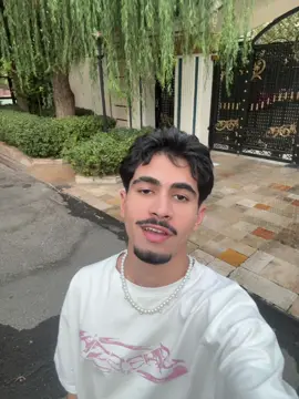اقا خیلی مخلصیم