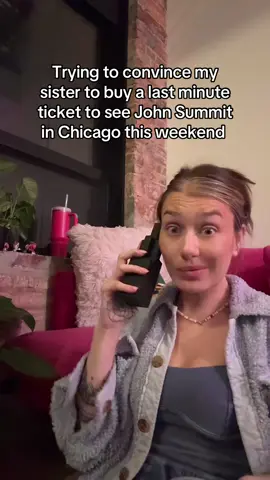 I’m just trying to see a @john summit in Chicago!!! #johnsummit #chicago 