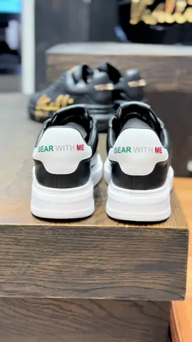 Khuphukisa ama limit 🤟🏾🇮🇹 #viallijeans  #vjshoes  #sama28  #fyp  #allwhitevialli 