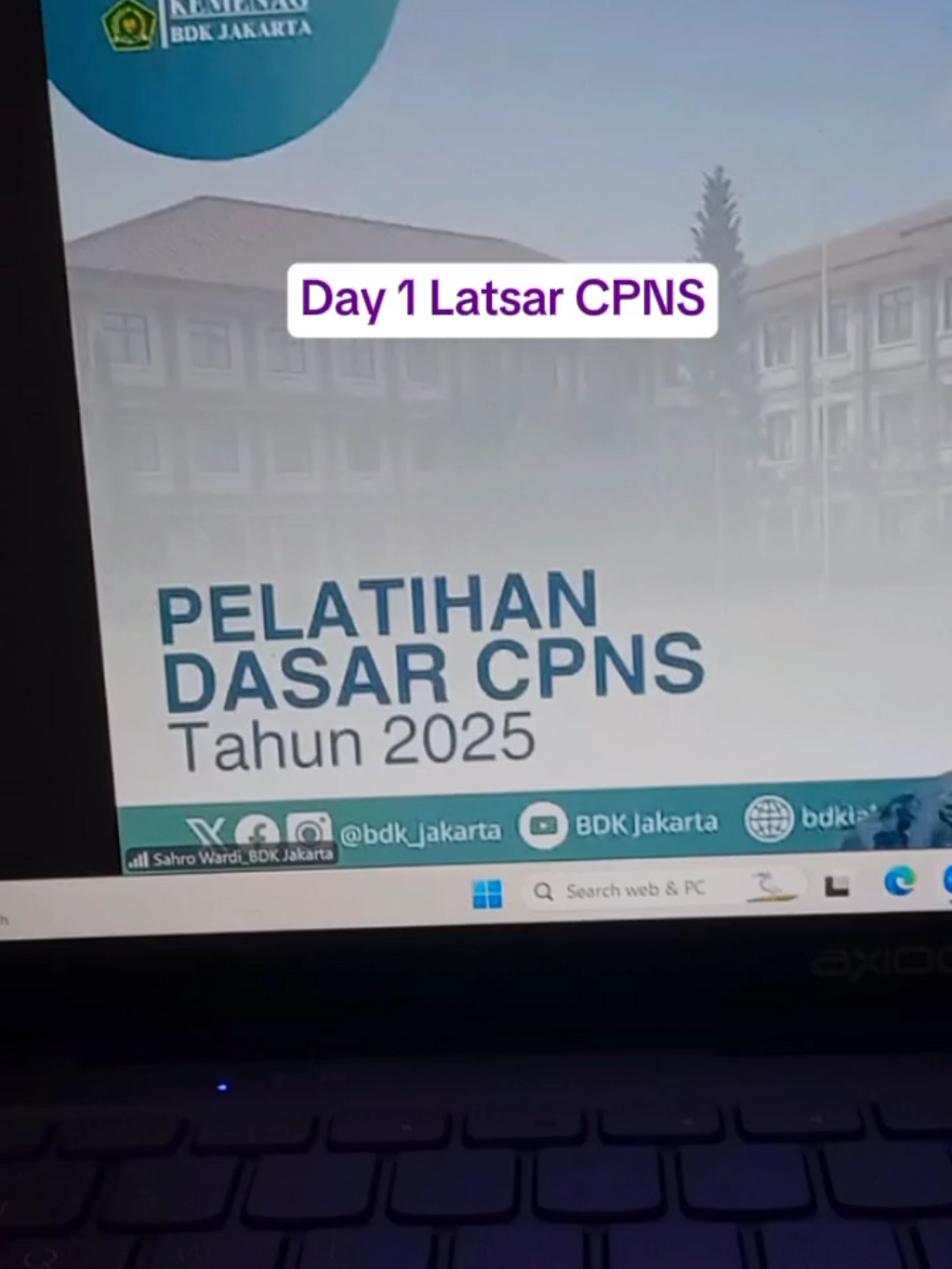 Terpantau hari pertama masih kondusif dan semangat yelyel.  #Latsar #Day1 #CPNS #Kemenag 
