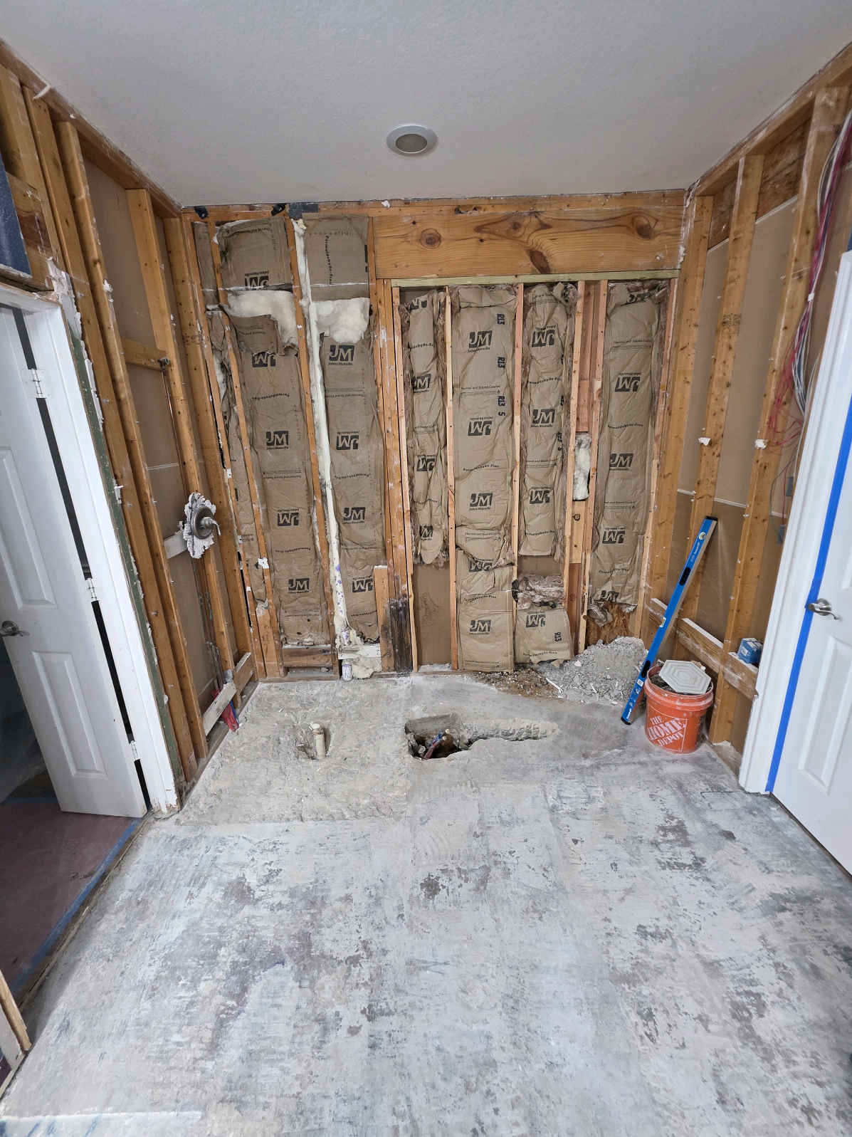 Los mejores del metroplex #viral #bathroom #help 