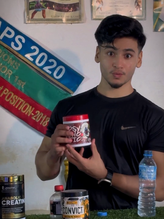 creatine+pre workout 💪#fyp #viralvideo #foryoupage #gymmotivation #bodybuilding 