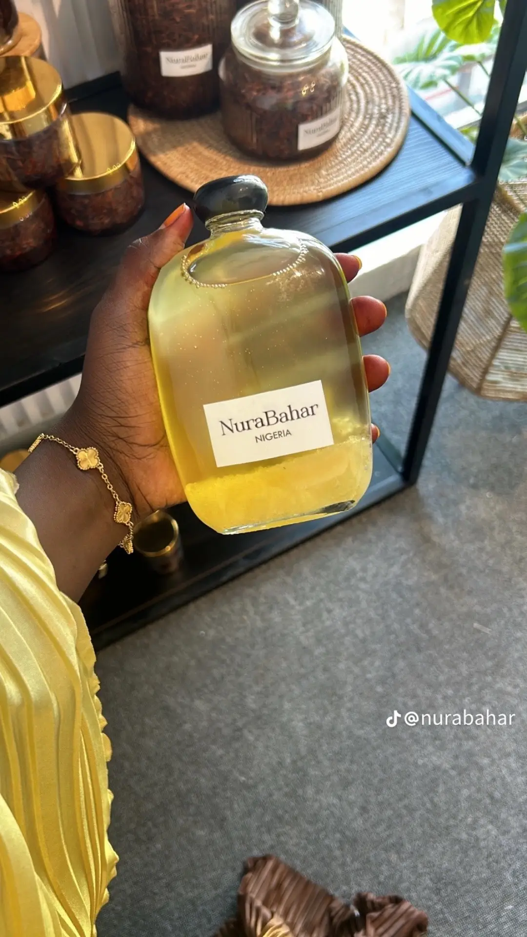 @Samsam we are loving your brand dear🥰❤️