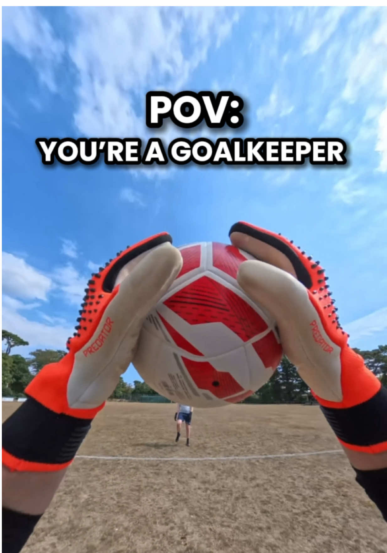 POV : You’re A Goalkeeper 🧤👀#goalkeeper #goalkeepertraining #pov #goalkeeperpov #Soccer 