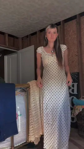 I try to never buy new, this was impulse buy when I was out with a friend. Should I keep? It fits like a glove and I love the shape…….. tell me your thoughts? Keep or take back??!? #OOTD #ootdinspiration #fyp #iykyk #trending 