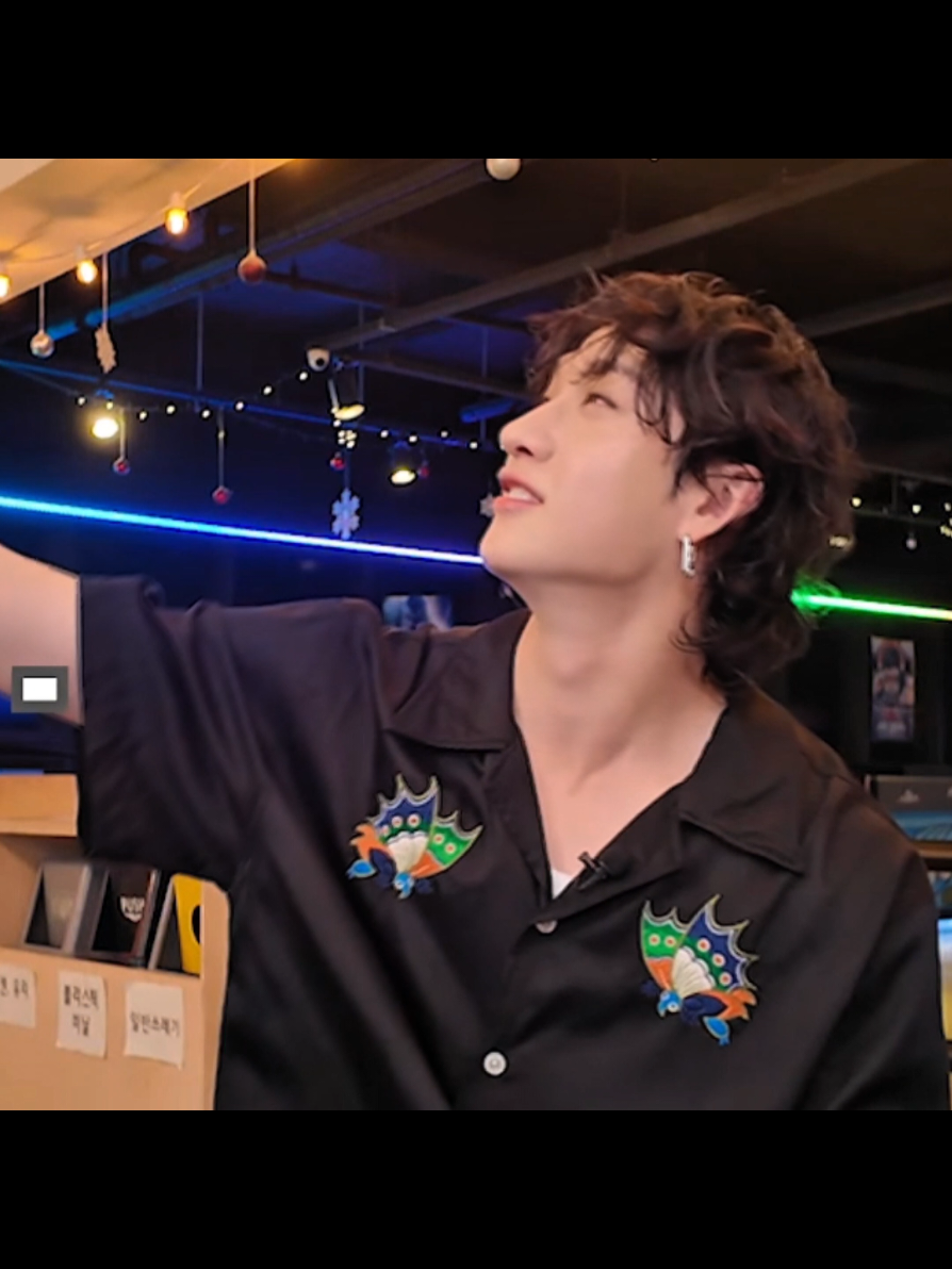 please.  #bangchan #bangchanskz #skzfyp #christopherbang #skzbangchan 