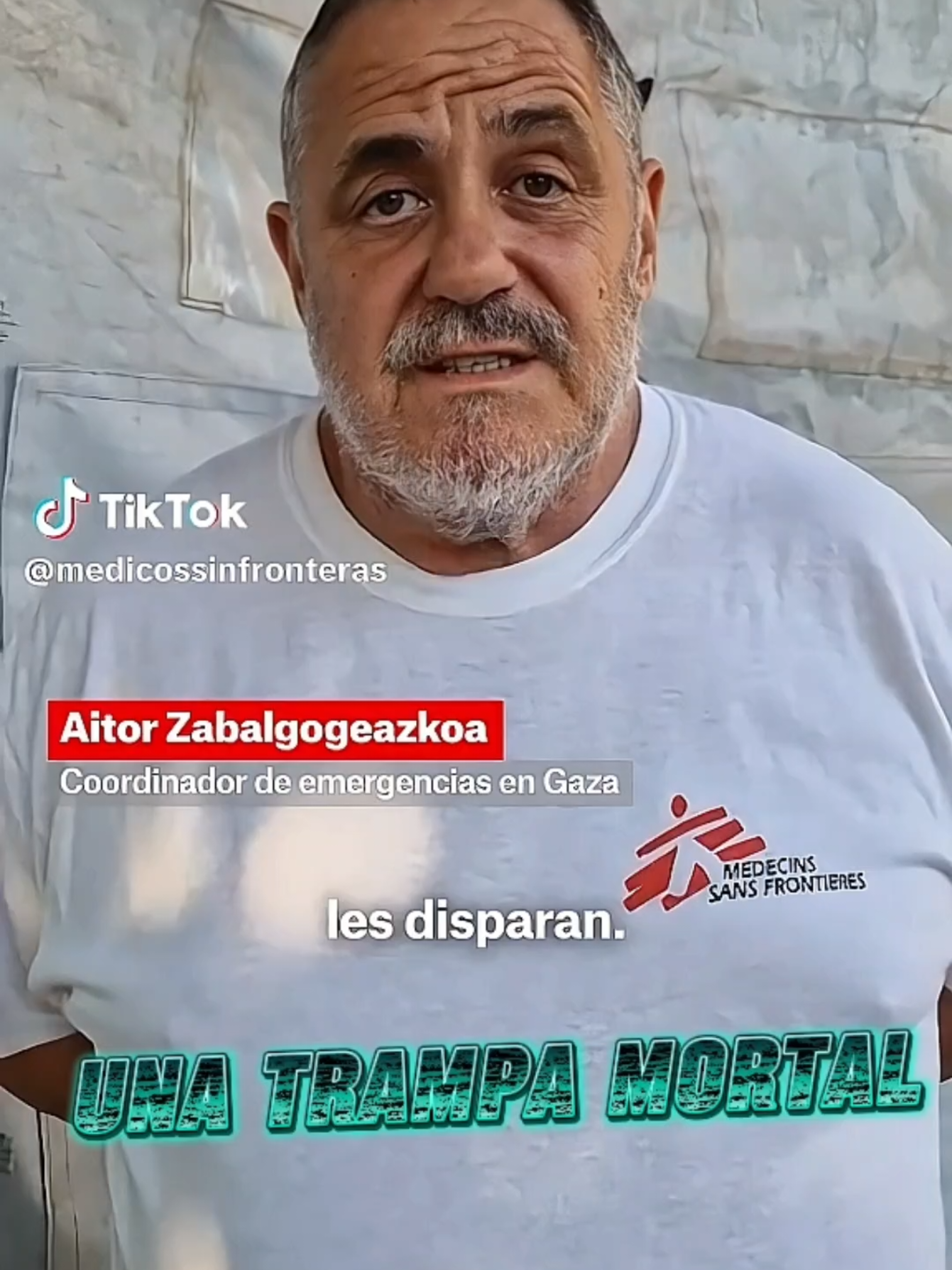 UNA TRAMPA MORTAL  Médicos Sin Fronteras (MSF) Esto no es ayuda humanitaria. Es una trampa mortal. Lo dice bien claro en este vídeo Aitor Zabalgogeazkoa, nuestro coordinador de emergencias en la Franja de Gaza, quien denuncia el sistema de distribución de alimentos impuesto por las autoridades israelíes con el apoyo de EE. UU. Solo por intentar conseguir comida, más de 500 personas han sido asesinadas y 4.000 han resultado heridas. Esto NO es ayuda. y más de 4.000 Los cuatro puntos de distribución están en zonas prohibidas, rodeados de alambre de espino, control militar y una sola entrada. Esto NO es ayuda. Si llegan antes, les disparan. Si llegan tarde, también. Sin aviso previo. A cualquier hora del día o la noche. Esto NO es ayuda  Este sistema es denigrante y criminal. Médicos Sin Fronteras exigimos el fin inmediato de este sistema inhumano, que se levante el asedio y que se restablezca un sistema de ayuda real, basado en principios humanitarios. #GazaBastaYa  #noticias  #Israel #Gaza  #palestinos 