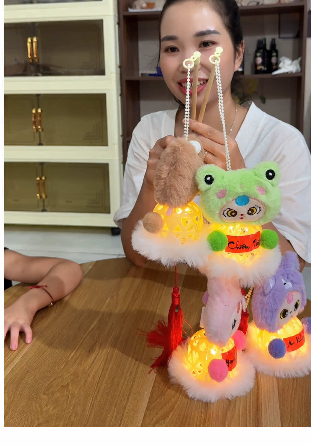 Đèn lồng trung thu cho các bé #diepcoine #denlongtrungthu 