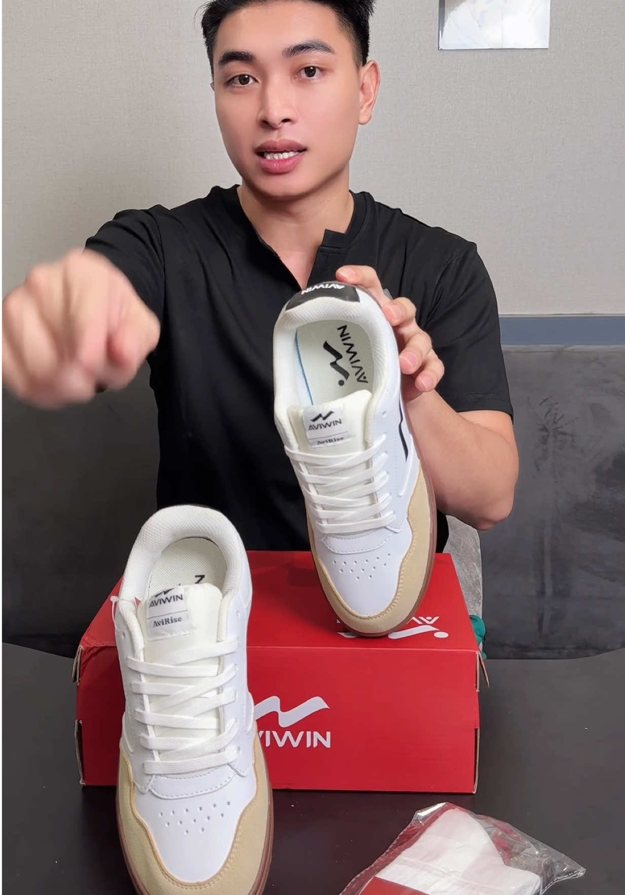 Giày Sneaker Thể Thao AVIWIN A 