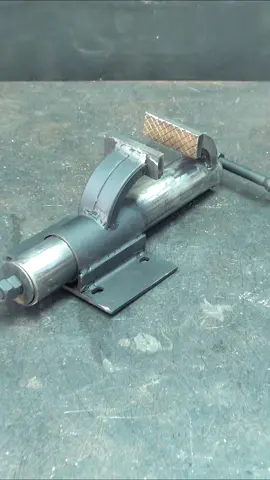 DIY and Crafts Making Fundamentals Clamp Locked Ideas #DIY #craft #crafty #metalworking #crafts #DiYer #tooltips #tips #diyer #making #Metal #metalwork #jigs #hack #trick #make #handmadegifts #welder #welding #DIY