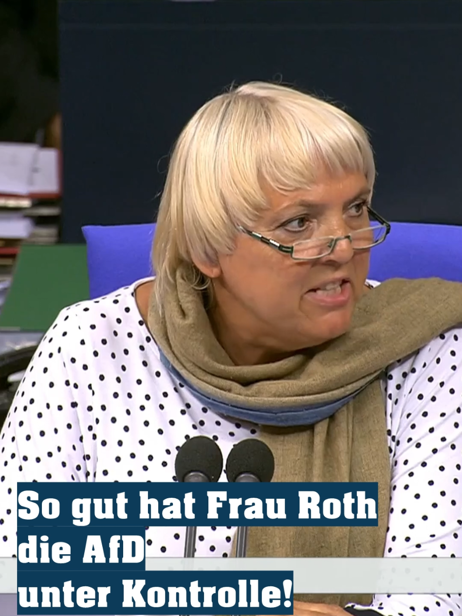 So gut hat Frau Roth die AfD unter Kontrolle #noafd #pridetogether #afdverbotsofort 