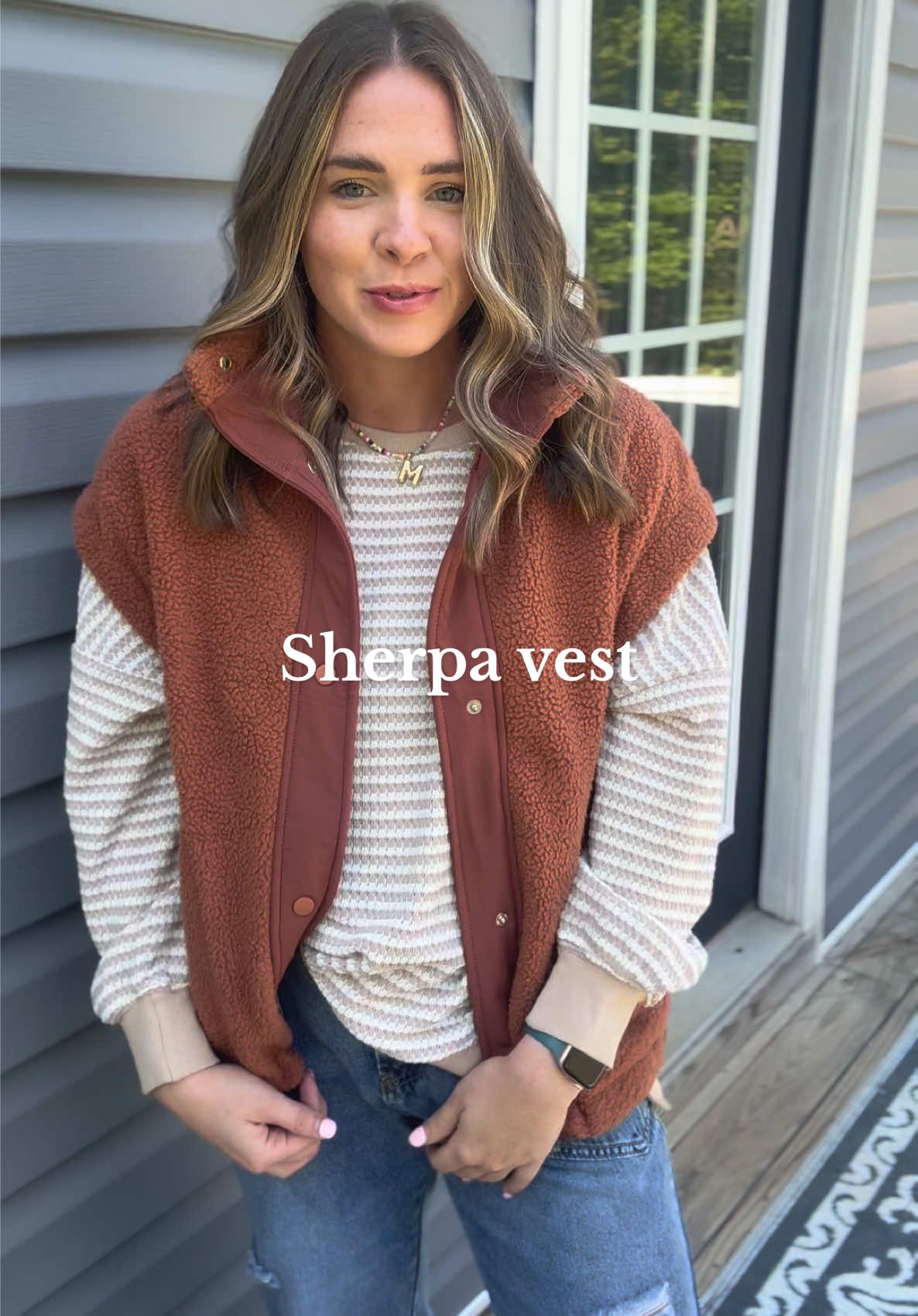 This is one piece in my closet that is a must have for fall and winter #falloutfit #fallfashion #womensfashion #sherpavest #vest 