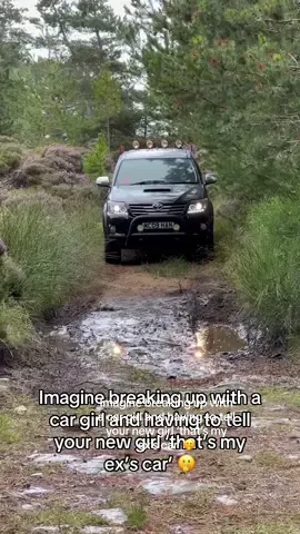 Must be quite embarrassing when your ex girlfriend has a better truck than you 👀 #hilux #4x4 #hiluxgirls #agrispec #n70 