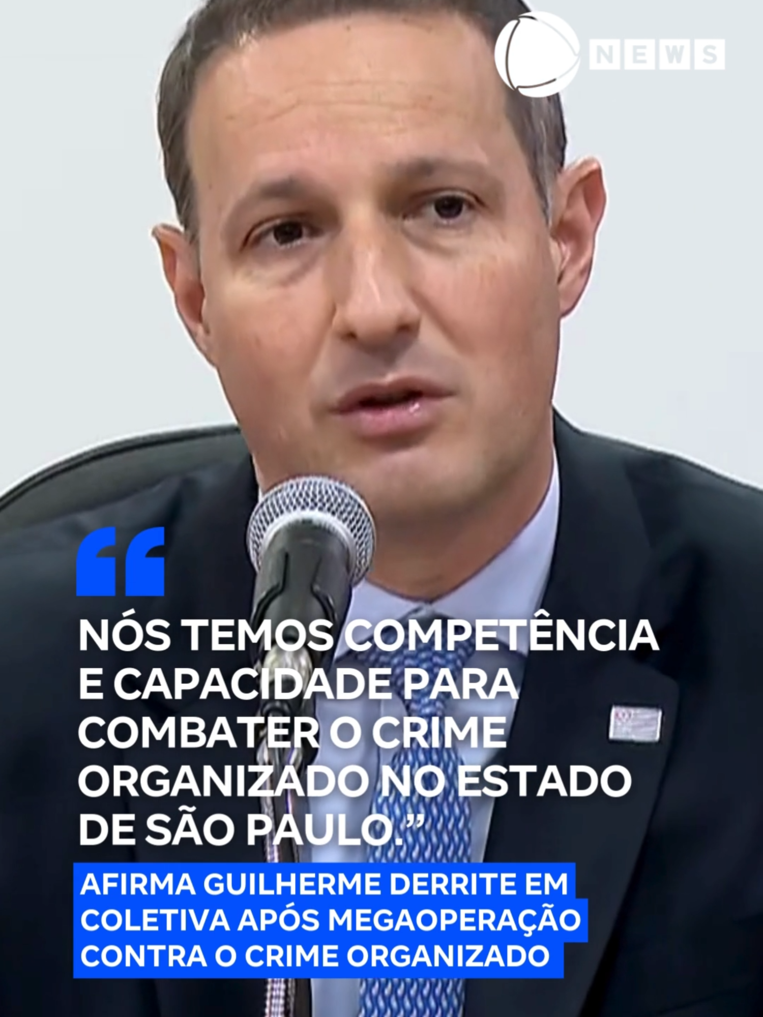 O Secretário da Segurança Pública de São Paulo, Guilherme Derrite, destacou a megaoperação contra o crime organizado, classificada como a maior já realizada por forças policiais e fiscais no Brasil. 📲 #RecordNews