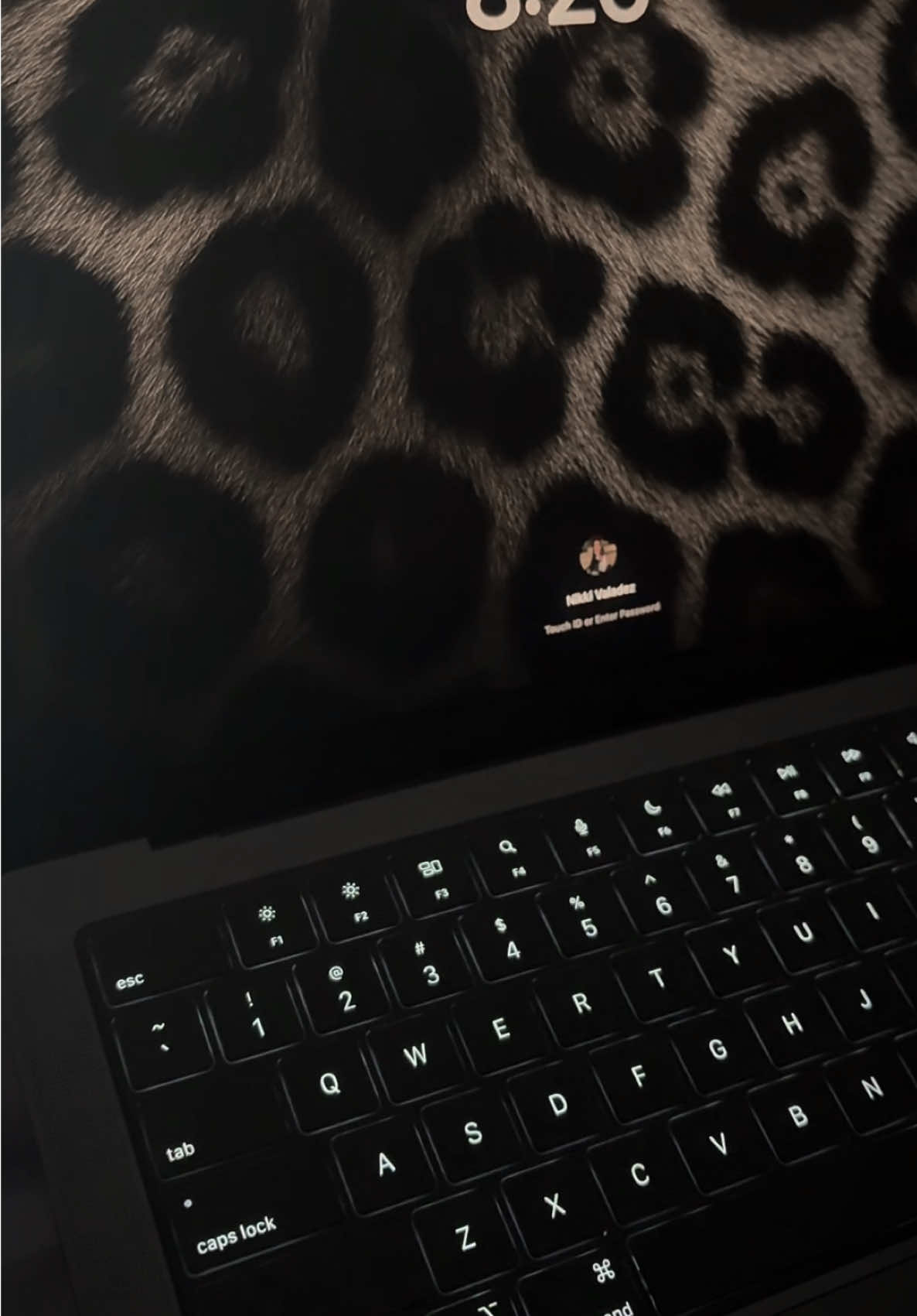 Fits me so well 🐆🩶 #macbook #widget #wallpaper #aesthetic 