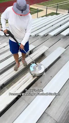 Cleaning Football Bleachers #clean #pressure #water 