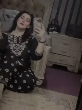 Jab marta hain apna hi marta hain 🖤🩶🖤