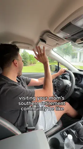 that southern hospitality 🤣 #couplecomedy #southernliving #southcarolina 