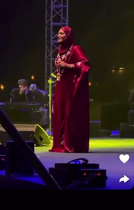 #زمزم_البلوشية #طرب #عمّتية #تيك_توك #الشعب_الصيني_ماله_حل😂😂  عمّتية مع جمهور صحار🔥🎶