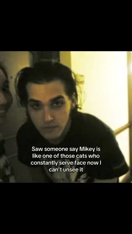 LIKE HE LITERALLY IS THOUGH 😭#mikeyway #mikeywaymcr#mychemicalromance #fyp#cat (it was @fryleaf👰‍♂️♟️🎭 )
